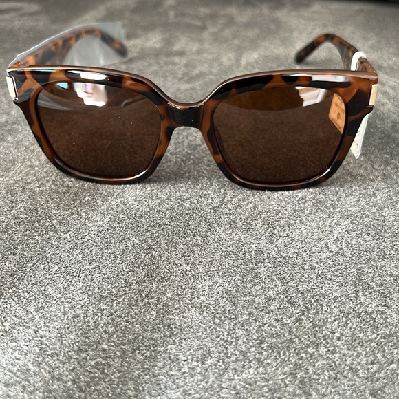 Optic Nerve Gracie Sunglasses in Shiny Tortoise NWT - Picture 1 of 9